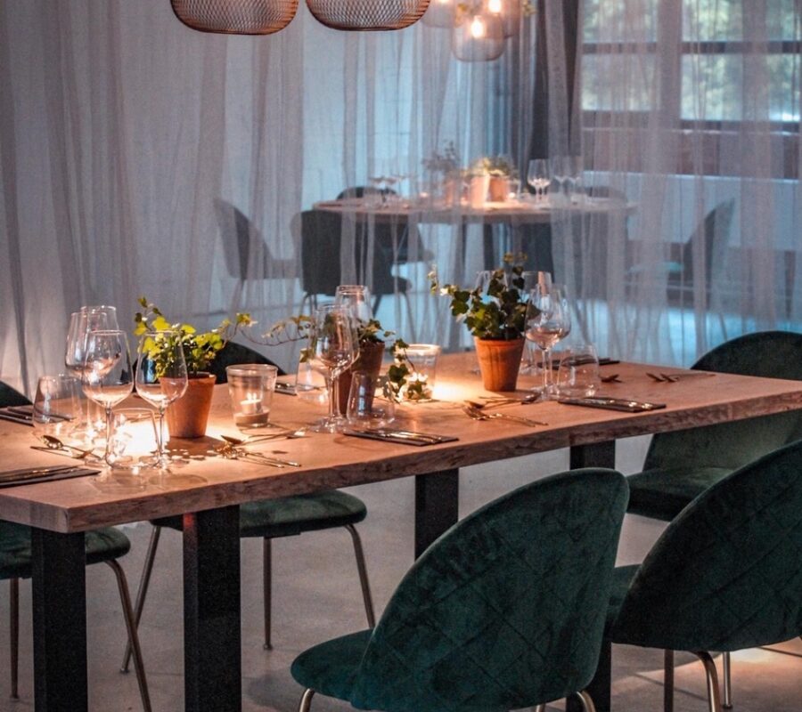 Oak tafel poot zwart verona groen Carte Blanche A point 5